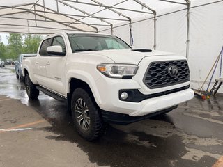 2022 Toyota Tacoma in St-Jérôme, Quebec - 10 - w320h240px