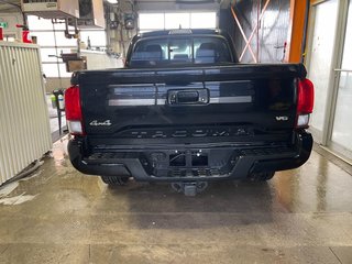 2022 Toyota Tacoma in St-Jérôme, Quebec - 6 - w320h240px