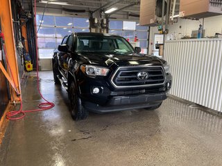 2022 Toyota Tacoma in St-Jérôme, Quebec - 9 - w320h240px