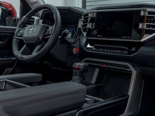 Toyota Tundra  2022 à St-Jérôme, Québec - 32 - w320h240px