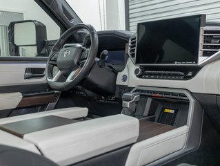 Toyota Tundra  2022 à St-Jérôme, Québec - 33 - w320h240px