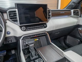 Toyota Tundra  2022 à St-Jérôme, Québec - 21 - w320h240px