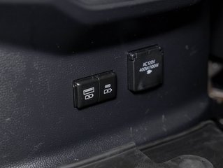 Toyota Tundra  2023 à St-Jérôme, Québec - 33 - w320h240px