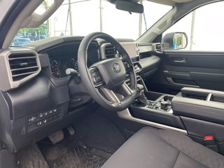 Toyota Tundra  2024 à St-Jérôme, Québec - 3 - w320h240px