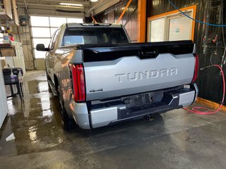 Toyota Tundra  2024 à St-Jérôme, Québec - 8 - w320h240px