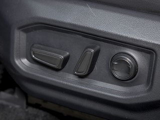 2025 Toyota Tundra in St-Jérôme, Quebec - 29 - w320h240px