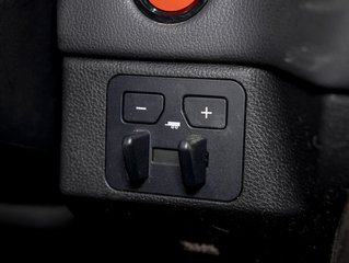2025 Toyota Tundra in St-Jérôme, Quebec - 28 - w320h240px