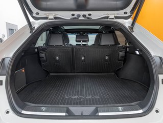 2022 Toyota Venza in St-Jérôme, Quebec - 30 - w320h240px