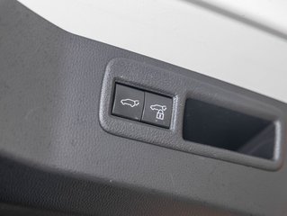 2022 Toyota Venza in St-Jérôme, Quebec - 33 - w320h240px