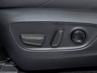 2022 Toyota Venza in St-Jérôme, Quebec - 25 - w320h240px