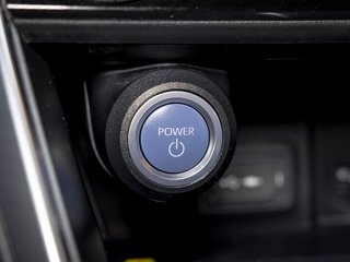 2022 Toyota Venza in St-Jérôme, Quebec - 27 - w320h240px