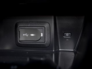 2022 Toyota Venza in St-Jérôme, Quebec - 24 - w320h240px