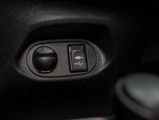 2015 Toyota Yaris in St-Jérôme, Quebec - 16 - w320h240px