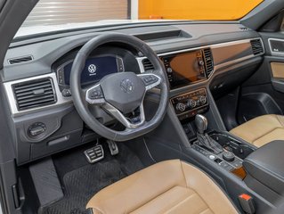Volkswagen Atlas Cross Sport  2022 à St-Jérôme, Québec - 2 - w320h240px