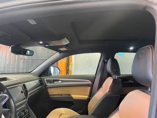 2023 Volkswagen Atlas Cross Sport in St-Jérôme, Quebec - 3 - w320h240px
