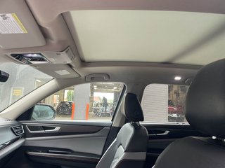 Volkswagen Atlas  2024 à St-Jérôme, Québec - 3 - w320h240px
