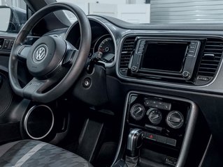 Volkswagen Beetle Coupe  2017 à St-Jérôme, Québec - 23 - w320h240px