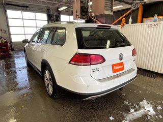 2018 Volkswagen GOLF ALLTRACK in St-Jérôme, Quebec - 8 - w320h240px