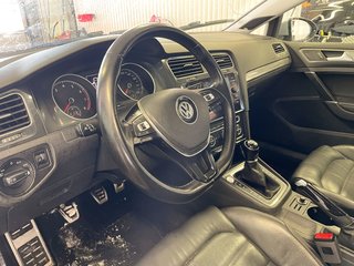 2018 Volkswagen GOLF ALLTRACK in St-Jérôme, Quebec - 5 - w320h240px