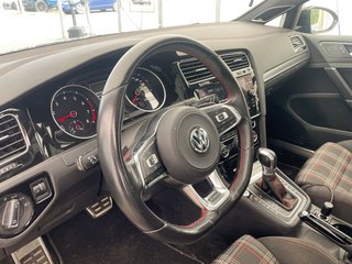 2019 Volkswagen Golf GTI in St-Jérôme, Quebec - 4 - w320h240px