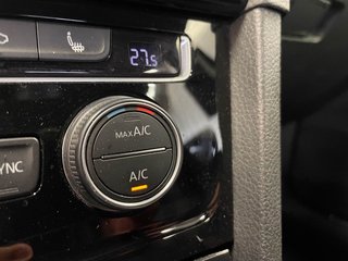 Volkswagen Golf GTI  2019 à St-Jérôme, Québec - 14 - w320h240px