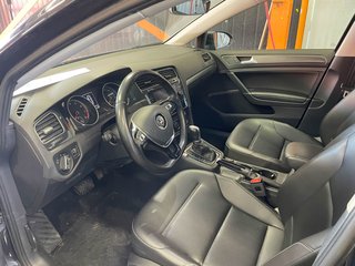 2019 Volkswagen Golf SportWagen in St-Jérôme, Quebec - 4 - w320h240px