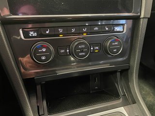 2019 Volkswagen Golf SportWagen in St-Jérôme, Quebec - 13 - w320h240px