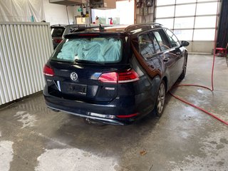 2019 Volkswagen Golf SportWagen in St-Jérôme, Quebec - 9 - w320h240px