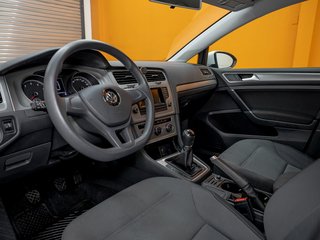 Volkswagen Golf  2017 à St-Jérôme, Québec - 2 - w320h240px