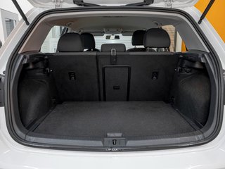 Volkswagen Golf  2017 à St-Jérôme, Québec - 24 - w320h240px