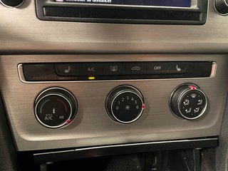 2017 Volkswagen Golf in St-Jérôme, Quebec - 12 - w320h240px