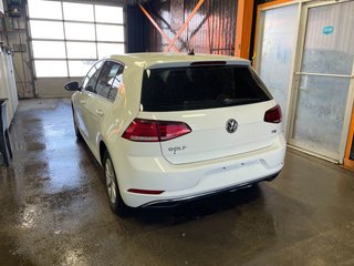 Volkswagen Golf  2018 à St-Jérôme, Québec - 5 - w320h240px
