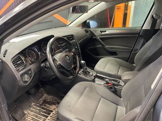 2018 Volkswagen Golf in St-Jérôme, Quebec - 3 - w320h240px
