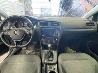 2019 Volkswagen Golf in St-Jérôme, Quebec - 10 - w320h240px