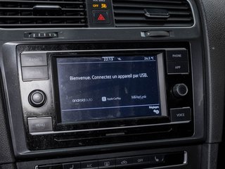 Volkswagen Golf  2020 à St-Jérôme, Québec - 16 - w320h240px