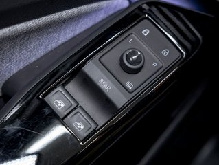 Volkswagen ID.4  2023 à St-Jérôme, Québec - 24 - w320h240px