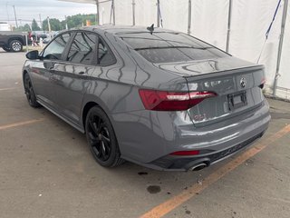 Volkswagen Jetta GLI  2023 à St-Jérôme, Québec - 8 - w320h240px