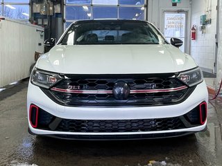 Volkswagen Jetta GLI  2024 à St-Jérôme, Québec - 5 - w320h240px