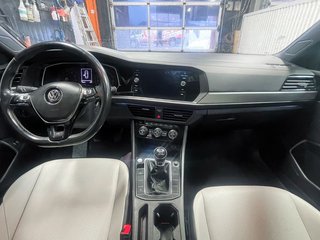 2019 Volkswagen Jetta in St-Jérôme, Quebec - 10 - w320h240px