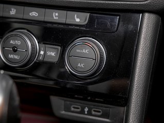 Volkswagen Jetta  2021 à St-Jérôme, Québec - 23 - w320h240px