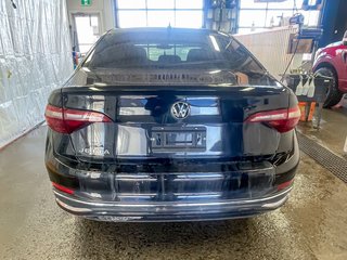 Volkswagen Jetta  2023 à St-Jérôme, Québec - 9 - w320h240px