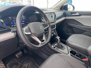 Volkswagen Taos  2024 à St-Jérôme, Québec - 4 - w320h240px