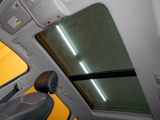 Volkswagen Taos  2024 à St-Jérôme, Québec - 4 - w320h240px