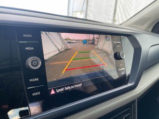 Volkswagen Taos  2024 à St-Jérôme, Québec - 14 - w320h240px