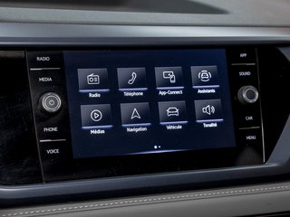 Volkswagen Taos  2024 à St-Jérôme, Québec - 16 - w320h240px