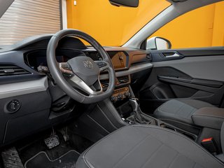 Volkswagen Taos  2024 à St-Jérôme, Québec - 2 - w320h240px