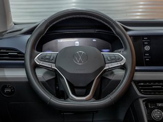 Volkswagen Taos  2024 à St-Jérôme, Québec - 12 - w320h240px