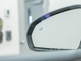 Volkswagen Taos  2024 à St-Jérôme, Québec - 33 - w320h240px