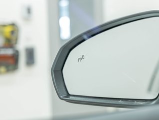 Volkswagen Taos  2024 à St-Jérôme, Québec - 31 - w320h240px
