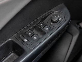Volkswagen Taos  2024 à St-Jérôme, Québec - 24 - w320h240px